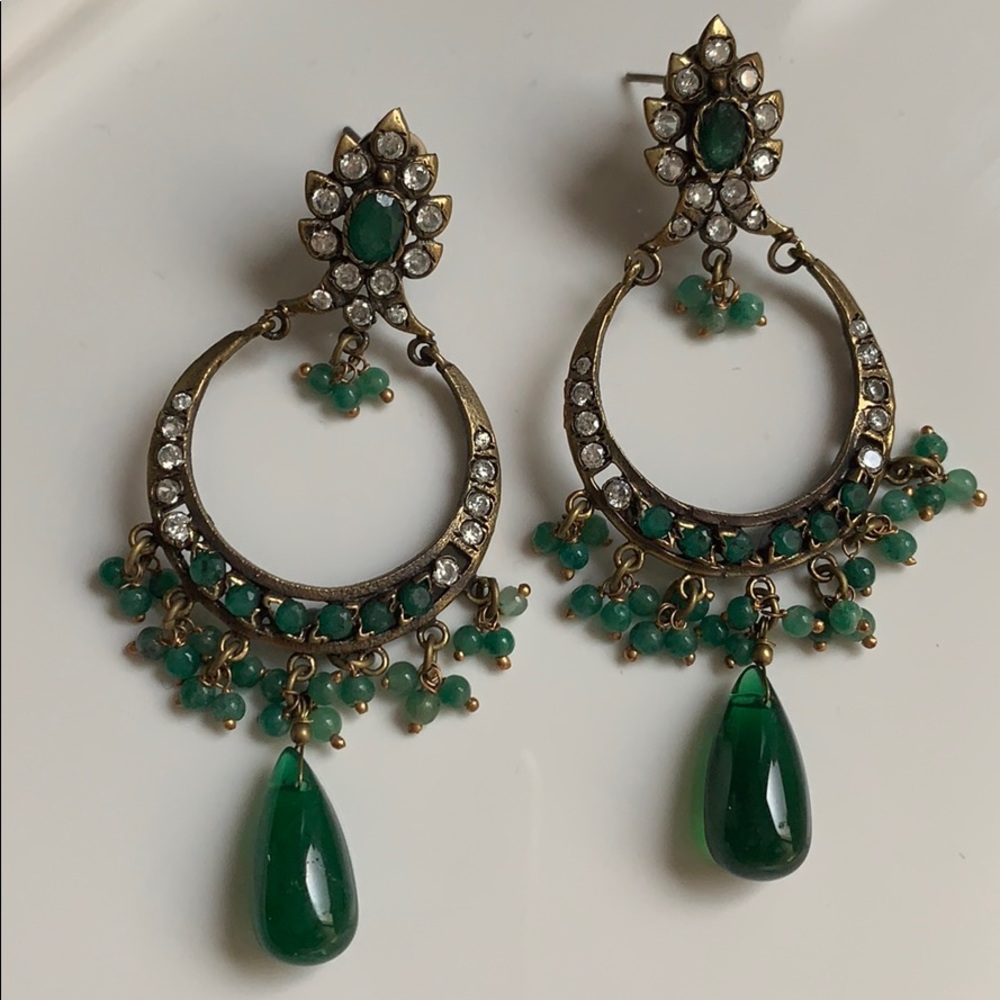 Emerald green earrings